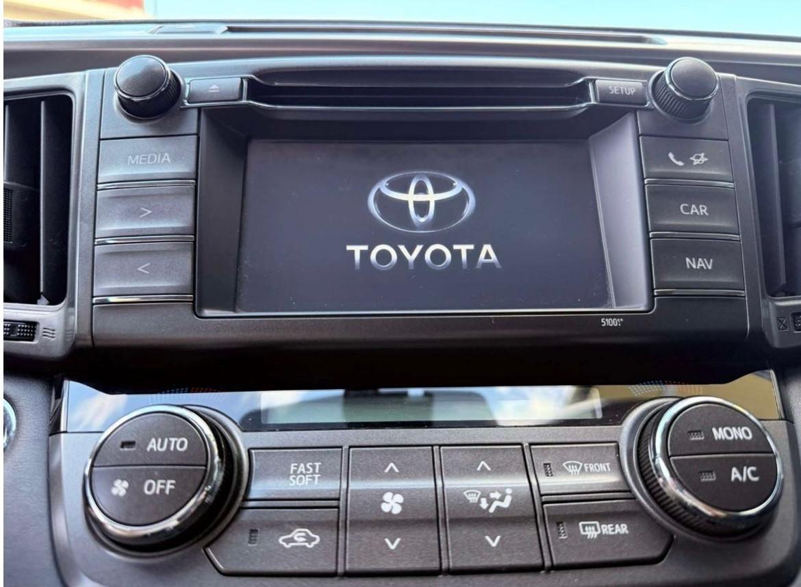 Toyota RAV 4 2.0 D-4D 2WD STYLE KEYLESS NAVI CARBON 18 GARANZIA