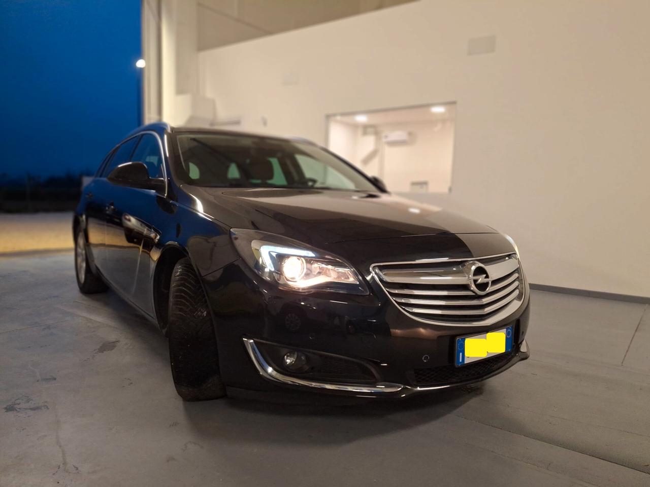 Opel Insignia 2.0 CDTI Sports Tourer Cosmo
