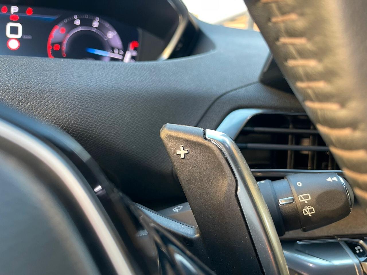 Peugeot 5008 BlueHDi 130 S&S EAT8 Allure Pack