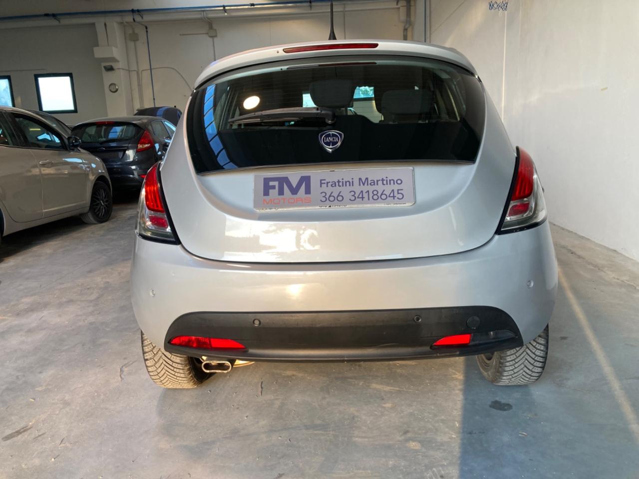 Lancia Ypsilon 1.2 69 CV 5 porte Gold km. Originali