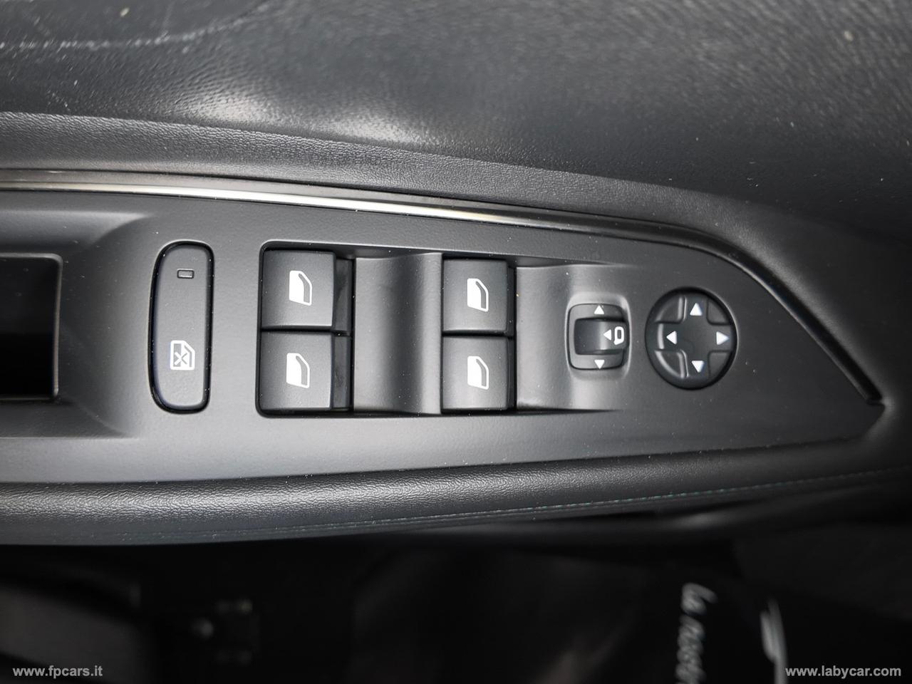 PEUGEOT 3008 BlueHDi 130 S&S EAT8 Allure