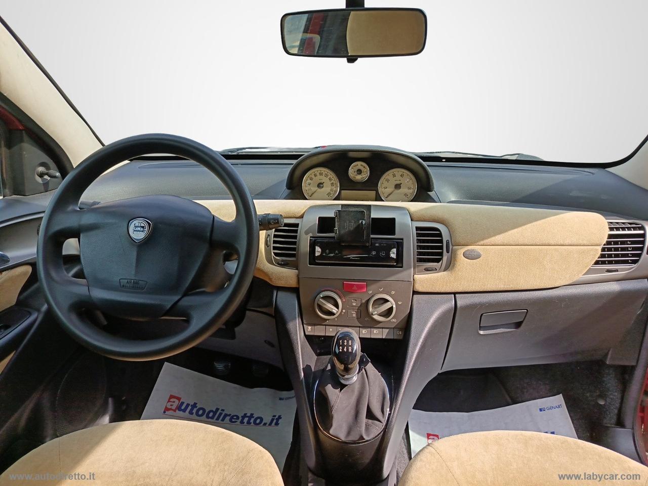 LANCIA Ypsilon 1.2