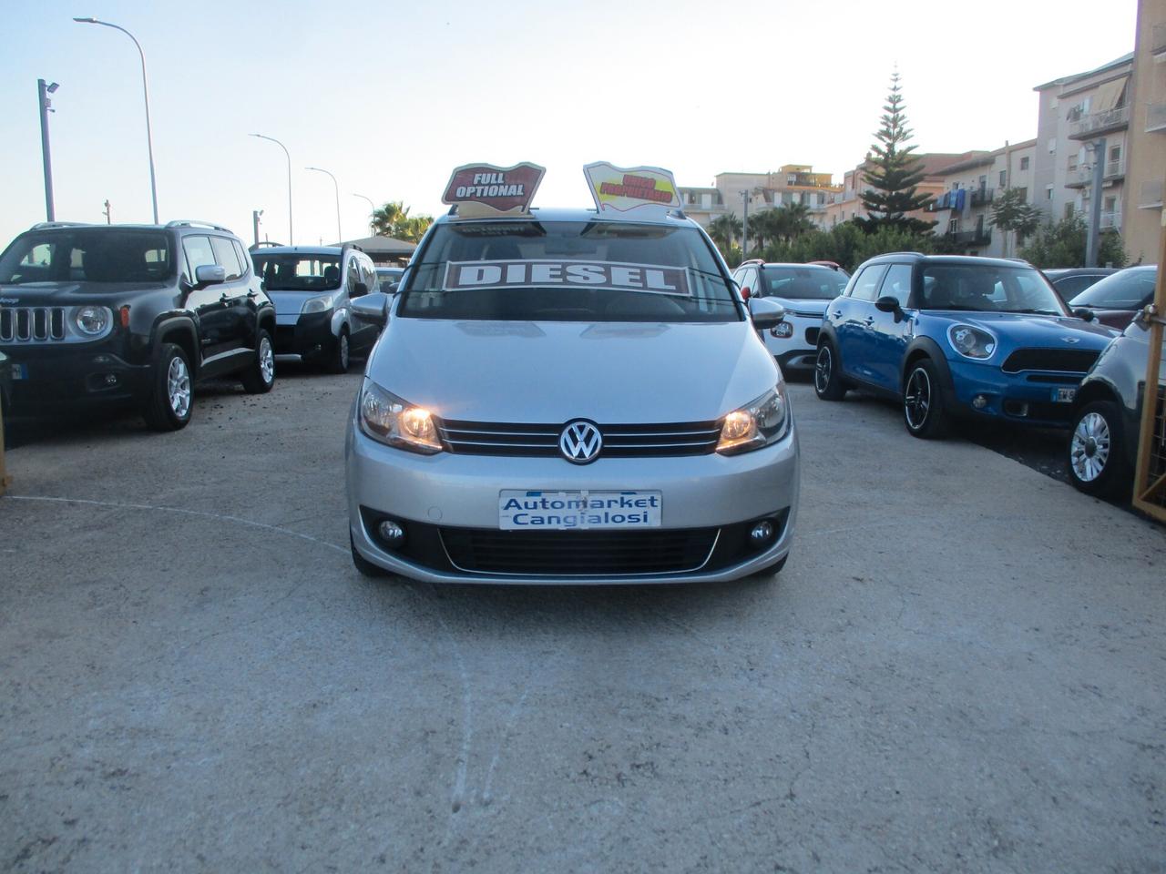 Volkswagen Touran 1.6 TDI DSG MOLTO BELLO 2012