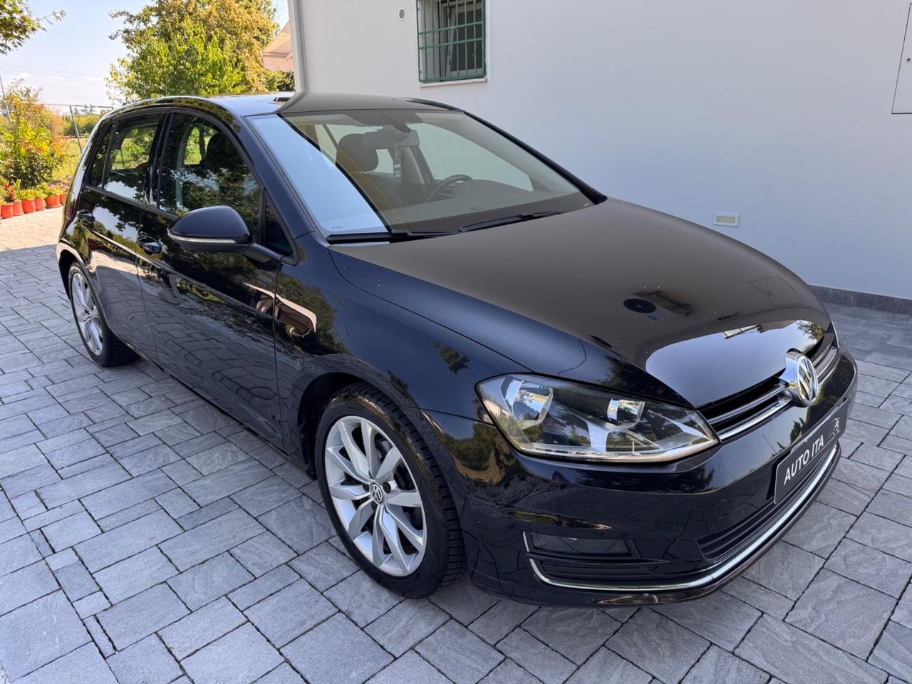 Volkswagen Golf 1.6 TDI 5p. Highline BlueMotion Technology OK NEOPATENTATI