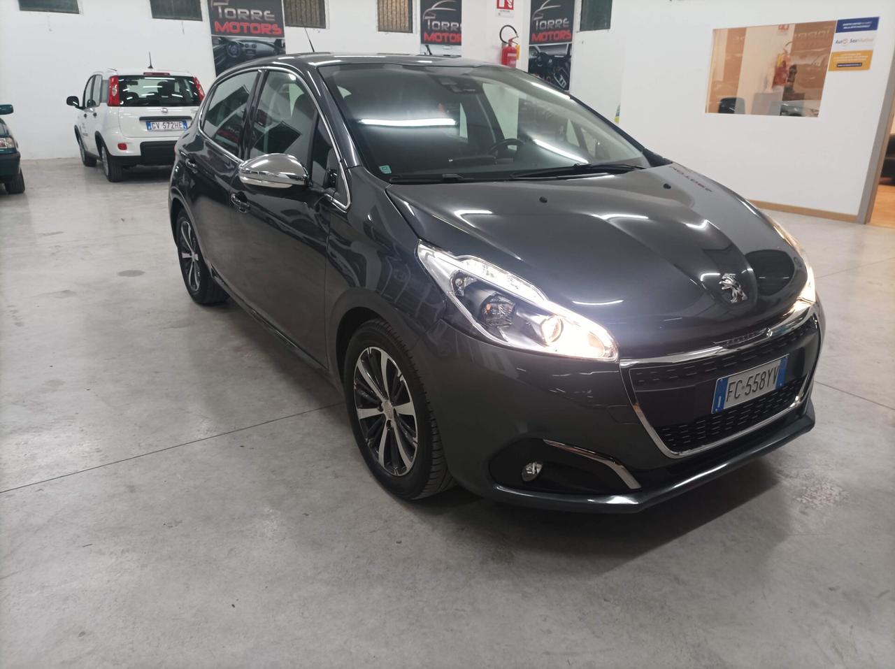 Peugeot 208 BlueHDi 100 5 porte Allure 06/2016