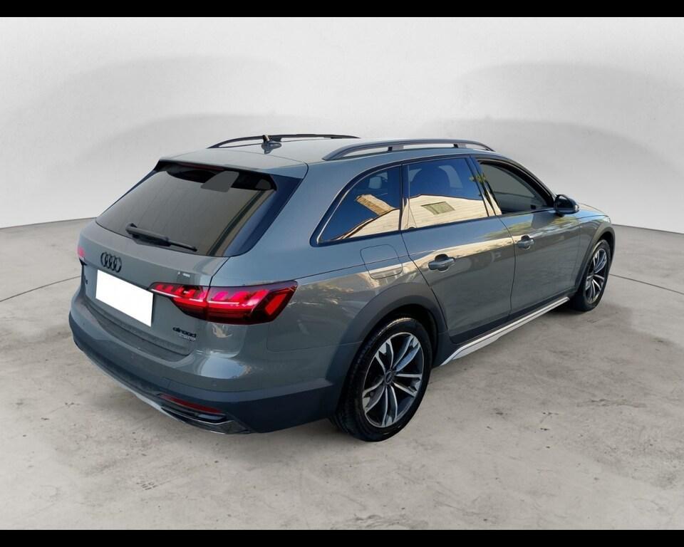 Audi A4 Allroad 40 2.0 TDI mHEV Identity Contrast Quattro S tronic