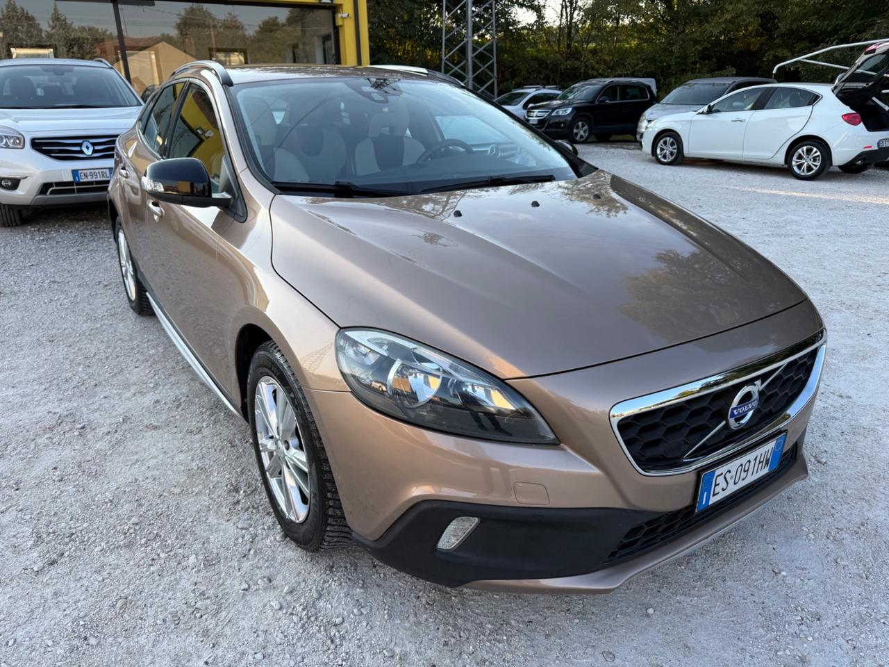 Volvo V40 Cross Country D2 1.6 Kinetic UNICO