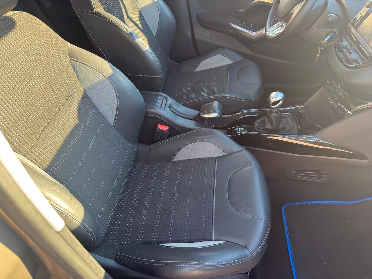 Peugeot 2008 BlueHDi 120 S&S Allure