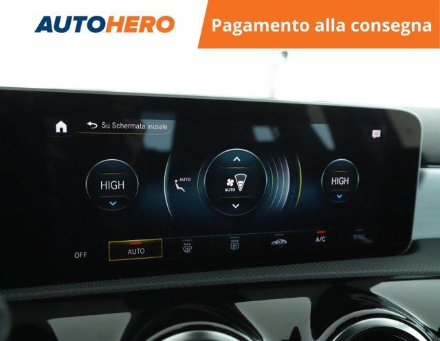 MERCEDES-BENZ A 180 d Automatic Premium