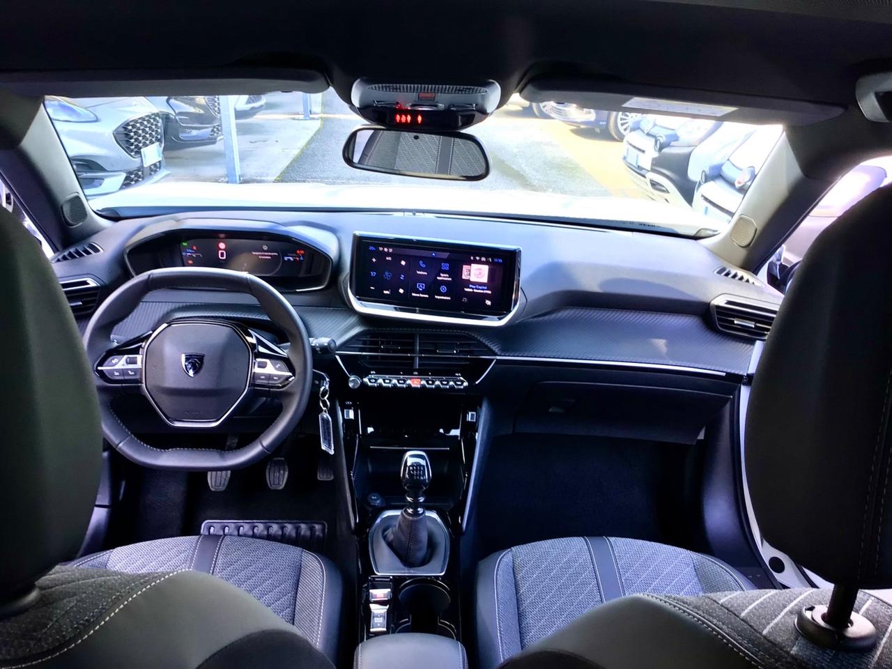 Peugeot 2008 PureTech 100 S&S Allure