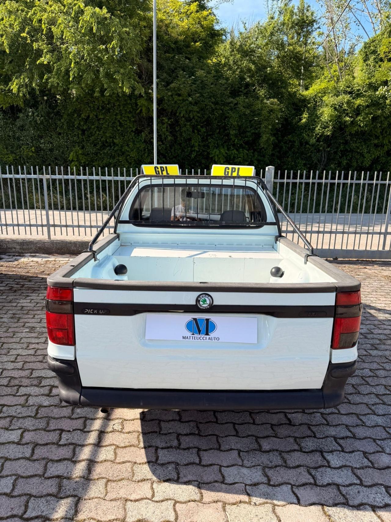 Skoda Pick-up 1.3 LX Cassonato