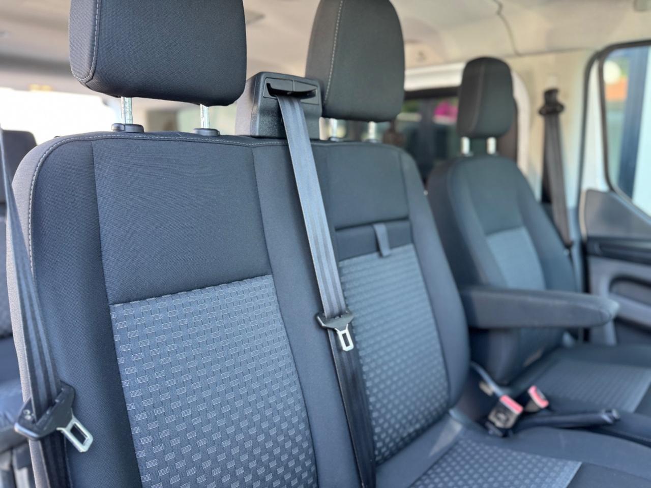 Ford Transit Custom Transit Custom 320 2.0 TDCi 130 PC Combi Trend