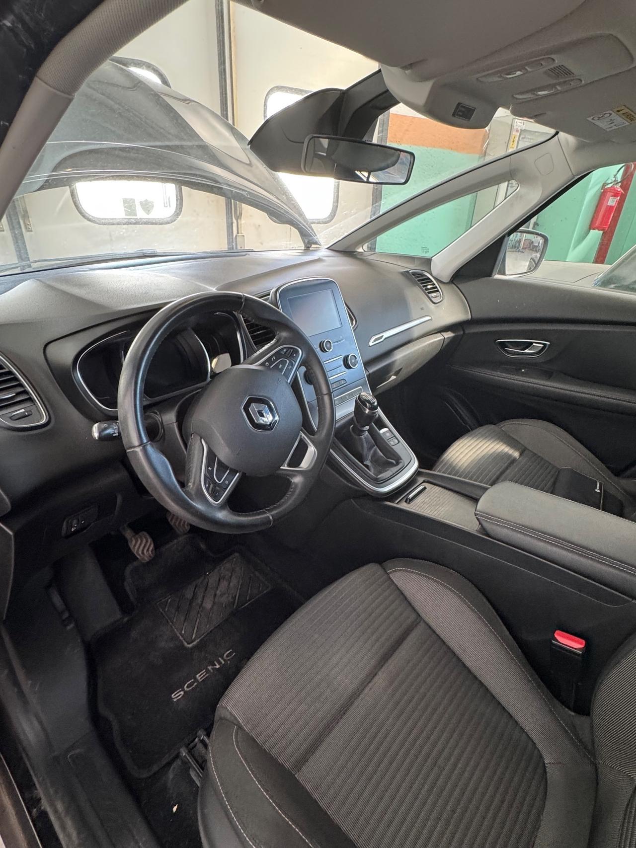 Renault Scenic Scénic Blue dCi 120 CV Initiale Paris