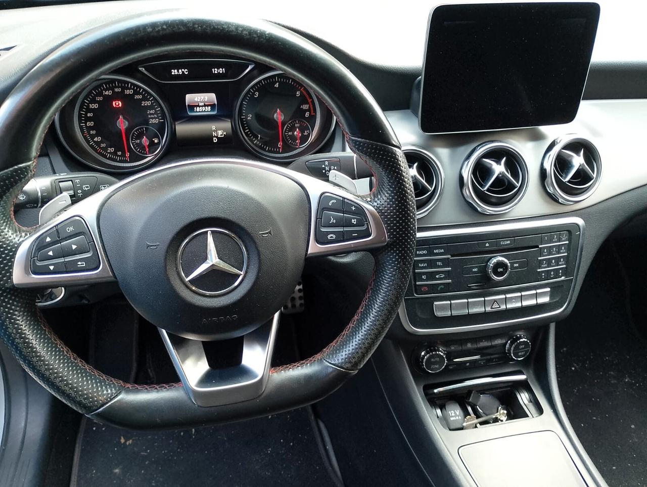 Mercedes-benz GLA 200 GLA 200 dIsel ALLESTIMENTO AMG