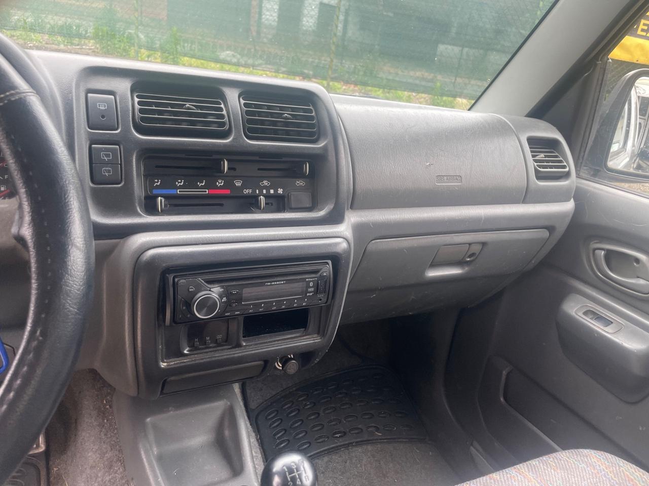 Suzuki Jimny 1.3i 16V cat 4WD JLX
