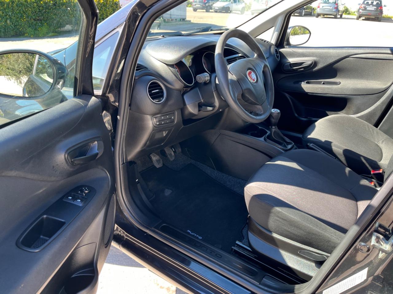 Fiat Punto 1.3 MJT II 75 CV 5 porte Street