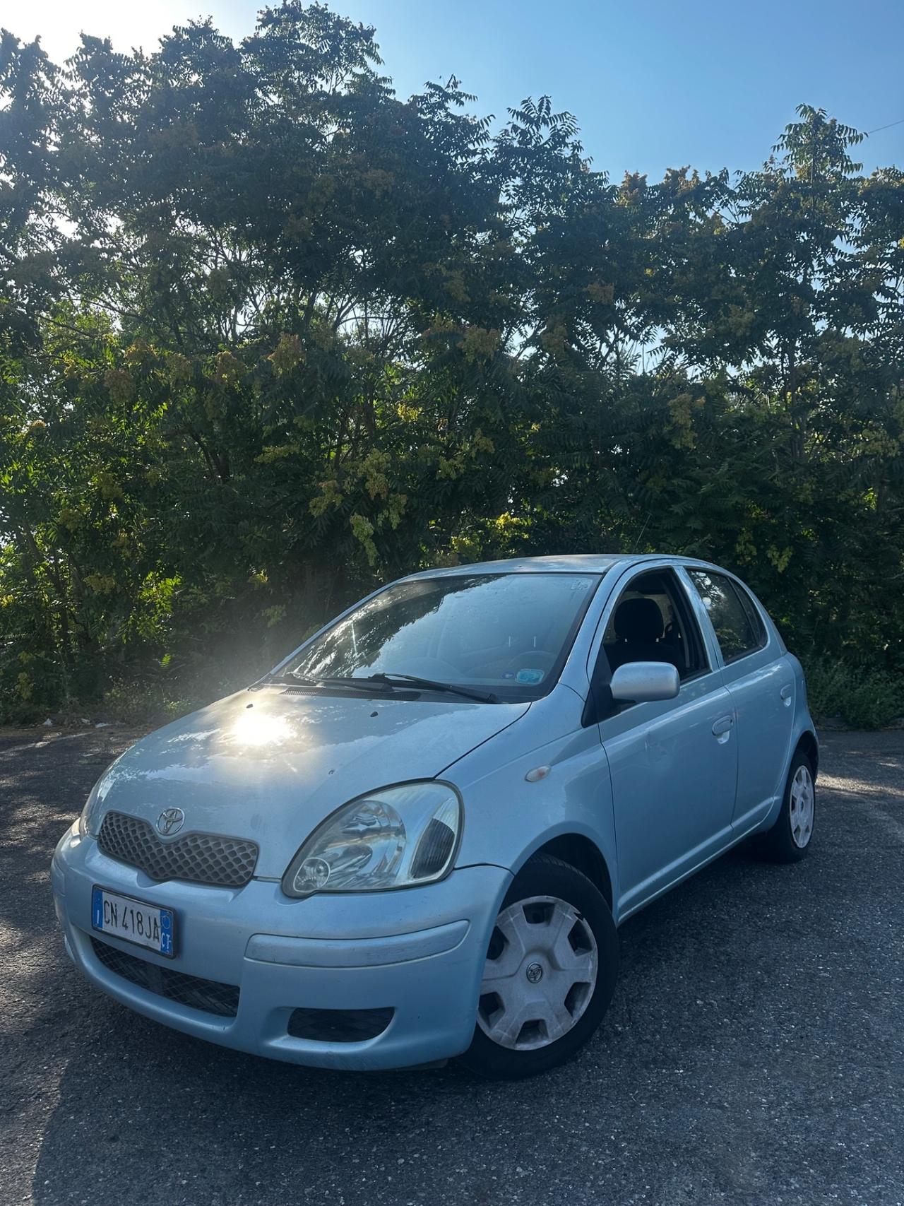 Toyota Yaris 1.4 tdi D-4D cat 5 porte Sol