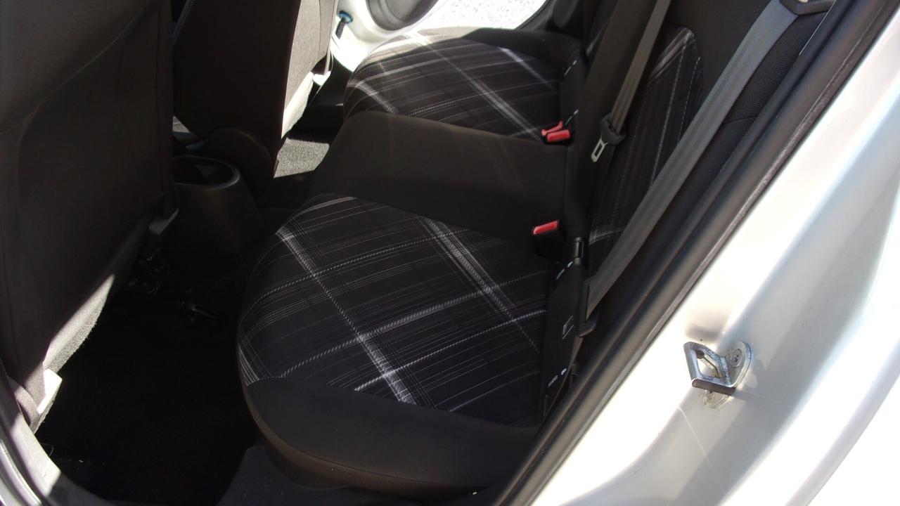 Opel Corsa 1.4 90CV GPL Tech 5 porte b-Color