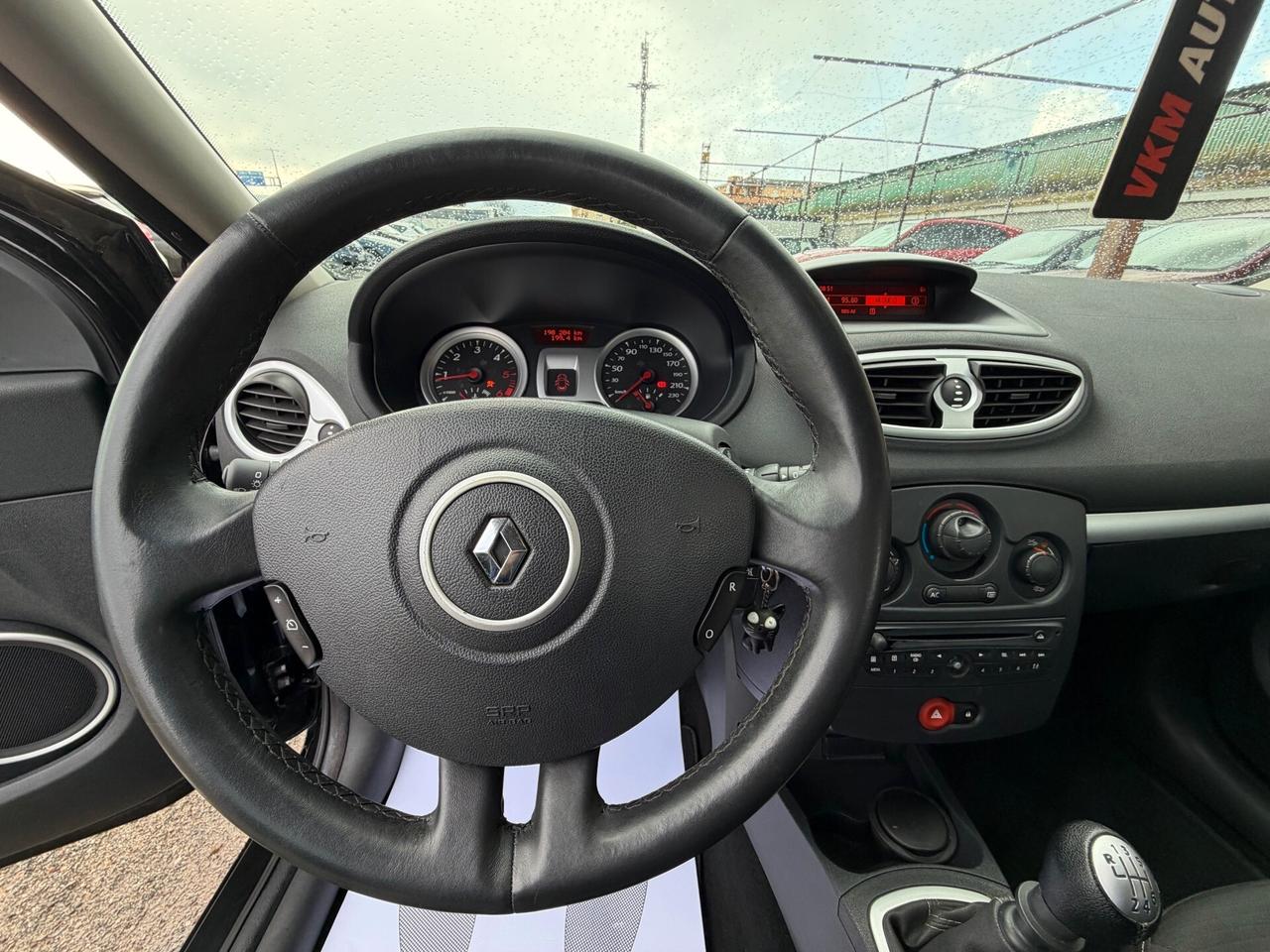 RENAULT Clio 1.5 dCi 5 porte NEOPAT. CERTIFICATA