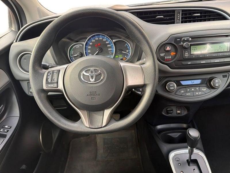 Toyota Yaris Yaris 5p 1.5h Cool my16