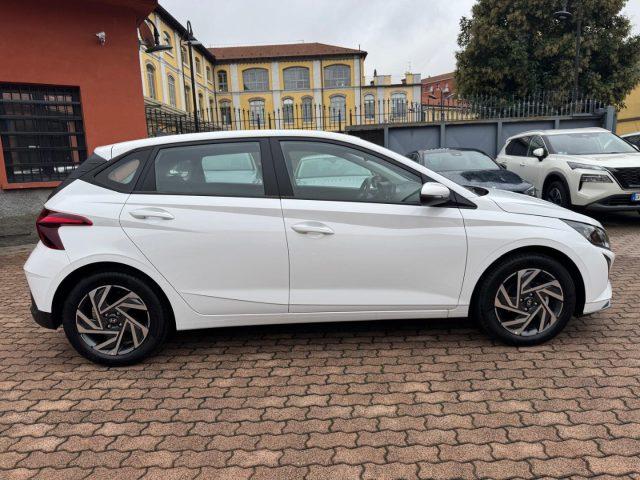 HYUNDAI i20 1.2 MPI MT Connectline