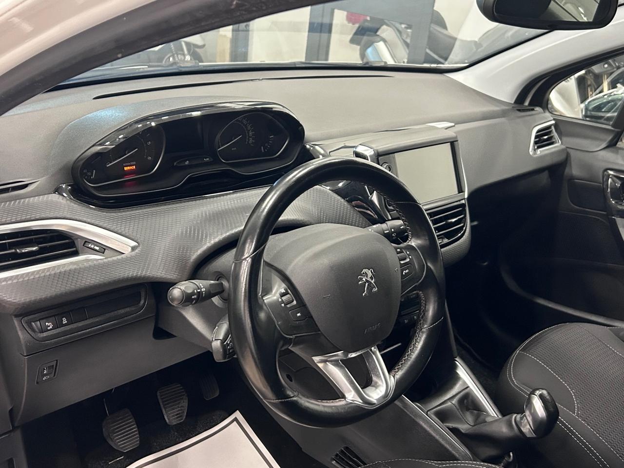 Peugeot 208 BlueHDi 100 5 porte Allure