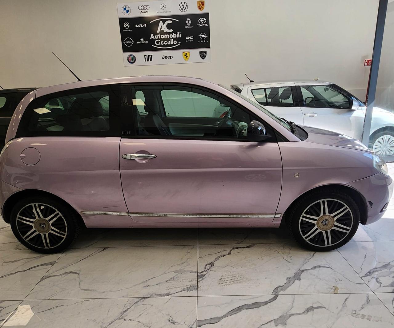 Lancia Ypsilon 1.3 MJT 75 CV Elle