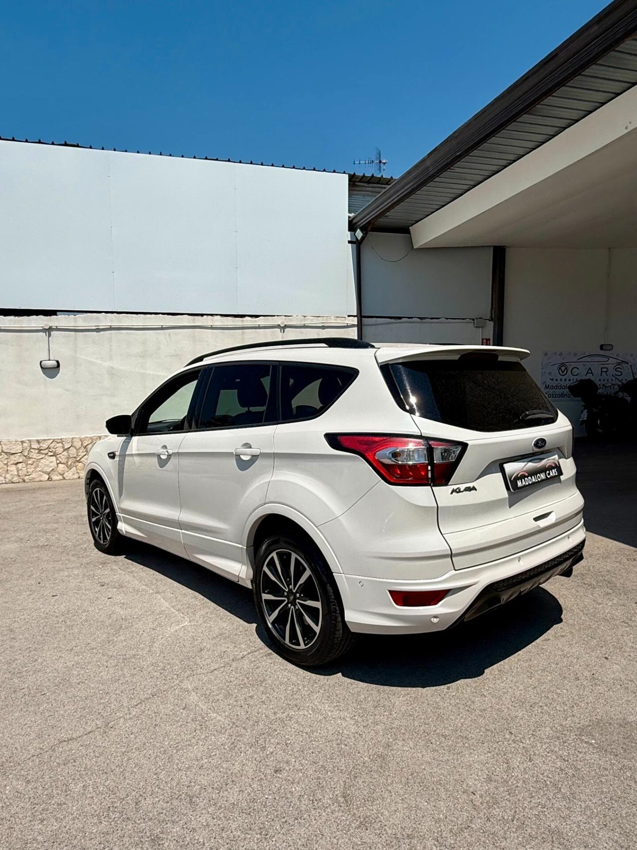 Ford Kuga 1.5 TDCI 120 CV S&S 2WD ST-Line