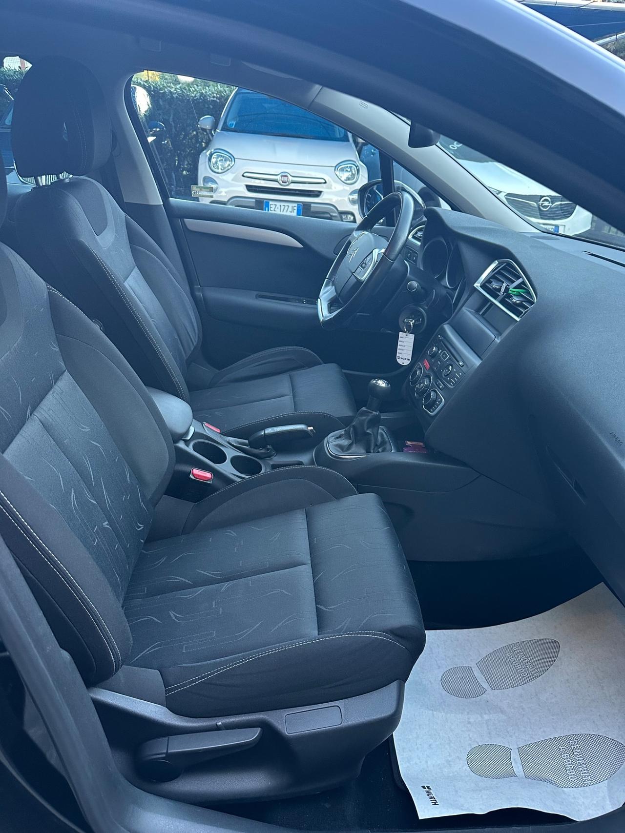 Citroen C4 1.6 VTi 120 Exclusive
