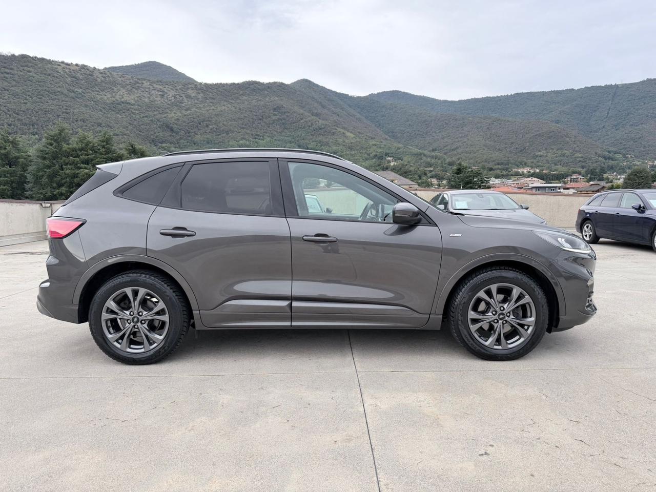 Ford Kuga 1.5 120 CV aut ST-Line Euro 6D UniProprietario