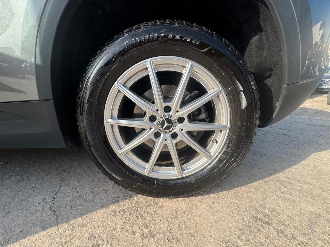 Mercedes-benz GLA 200 d Automatic Business