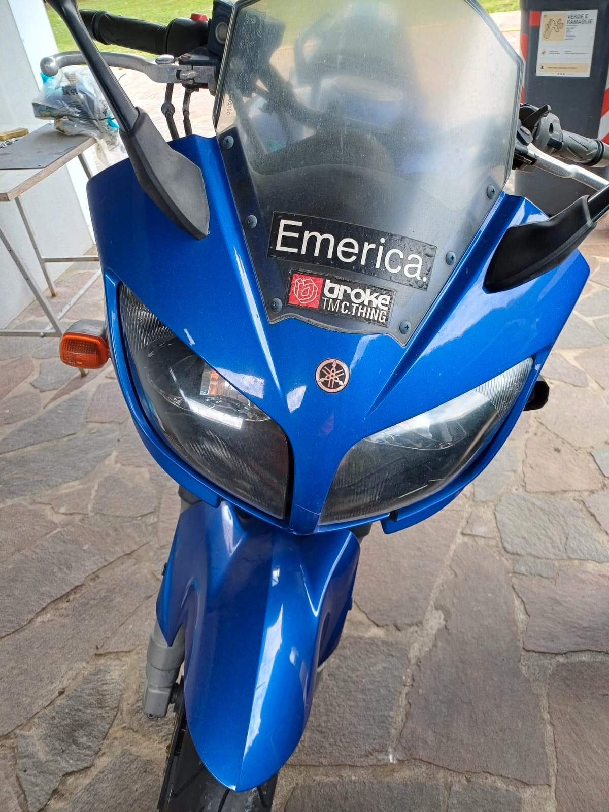Yamaha FZ1 Fazer 1000