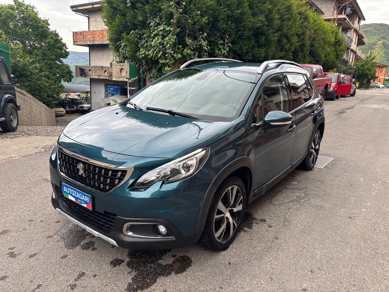 Peugeot 2008 BlueHDi 100 S&S allure accessioriata