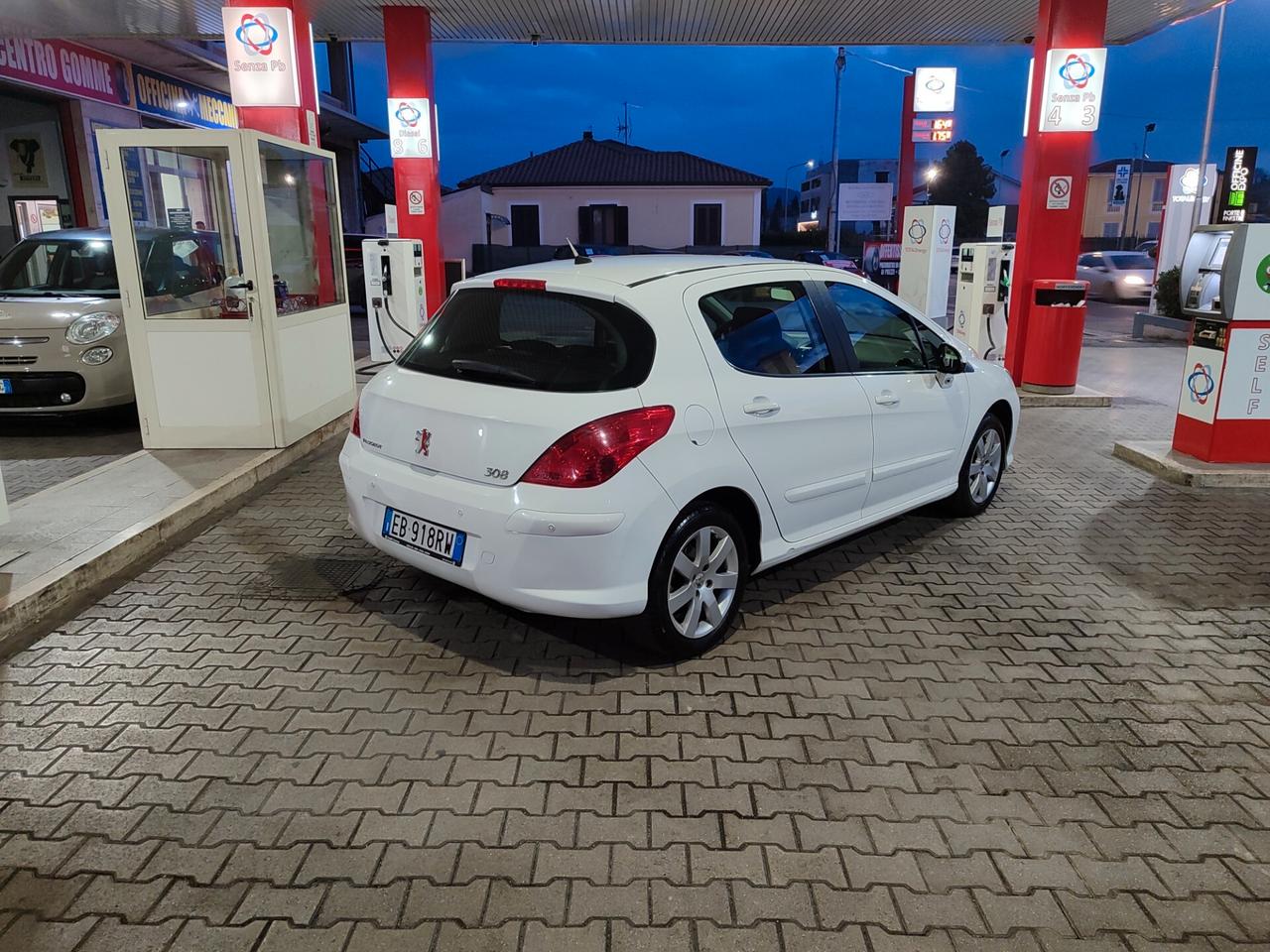 Peugeot 308 1.6 HDi COME NUOVA anno 2010