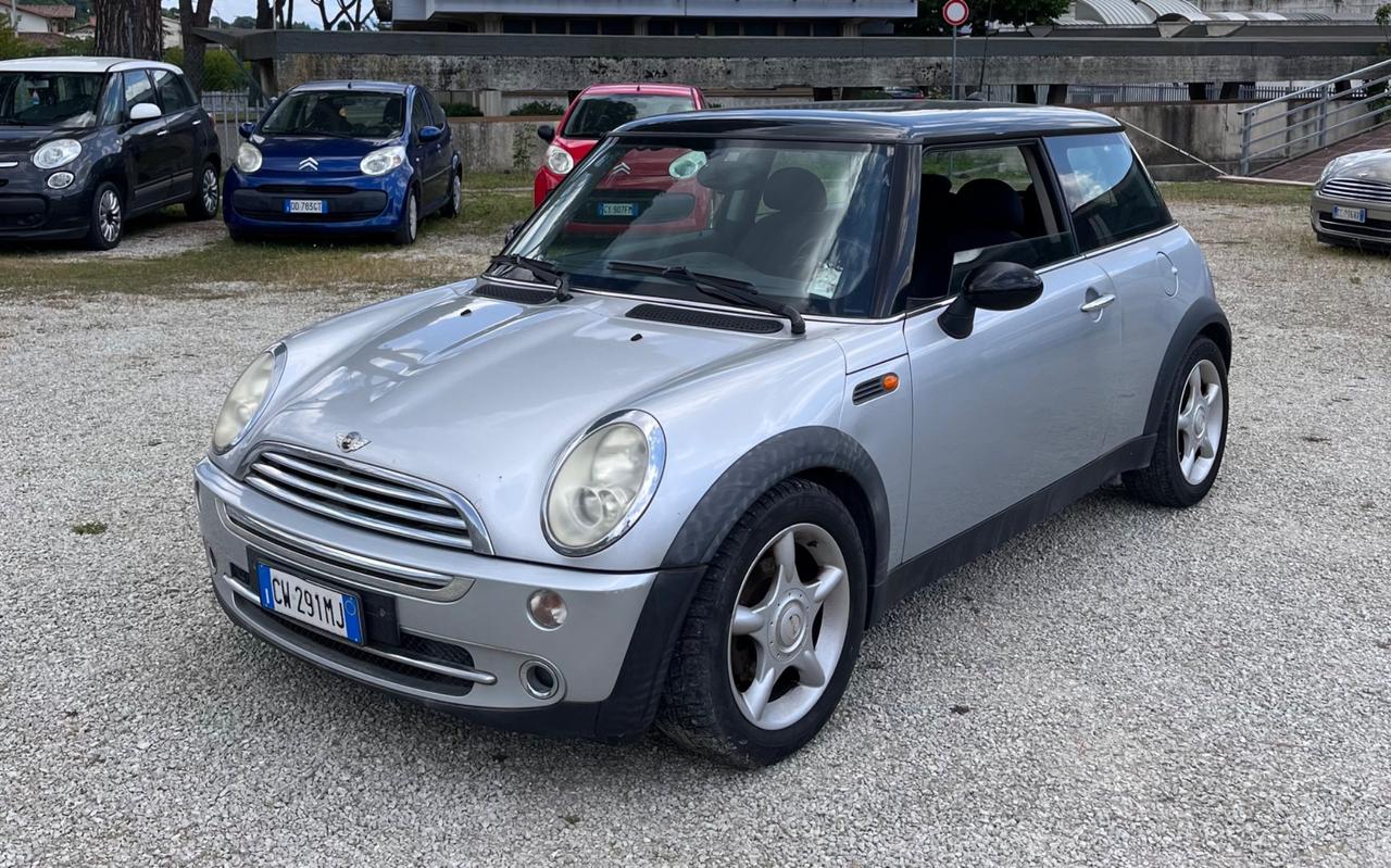 Mini Cooper 1.6 benzina 116 cv NEOPATENTATI