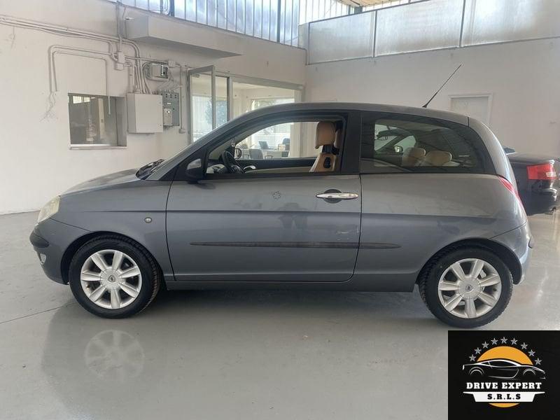 Lancia Ypsilon Ypsilon 1.2 16V Argento