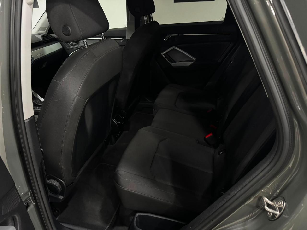 Audi Q3 35 TDI S tronic line edition