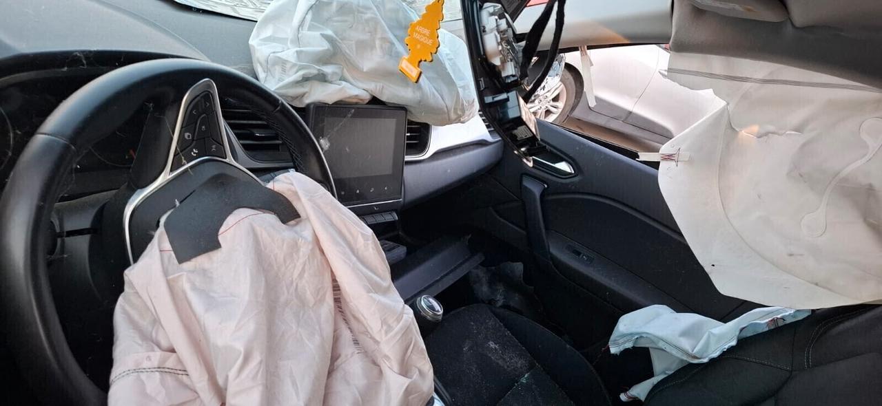 2020 Renault Captur Blue dCi 115 CV EDC Zen