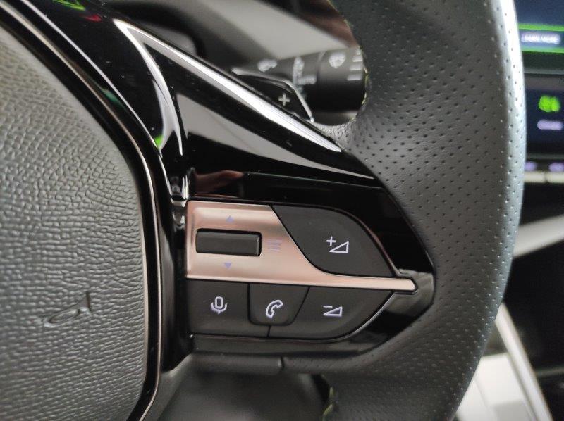 PEUGEOT 408 - 408 Hybrid 136 e-DCS6 GT