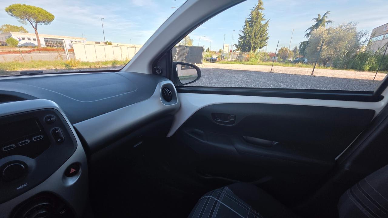 Peugeot 108 Active 1.0 70 CV IDEALE PER NEOPATENTATI