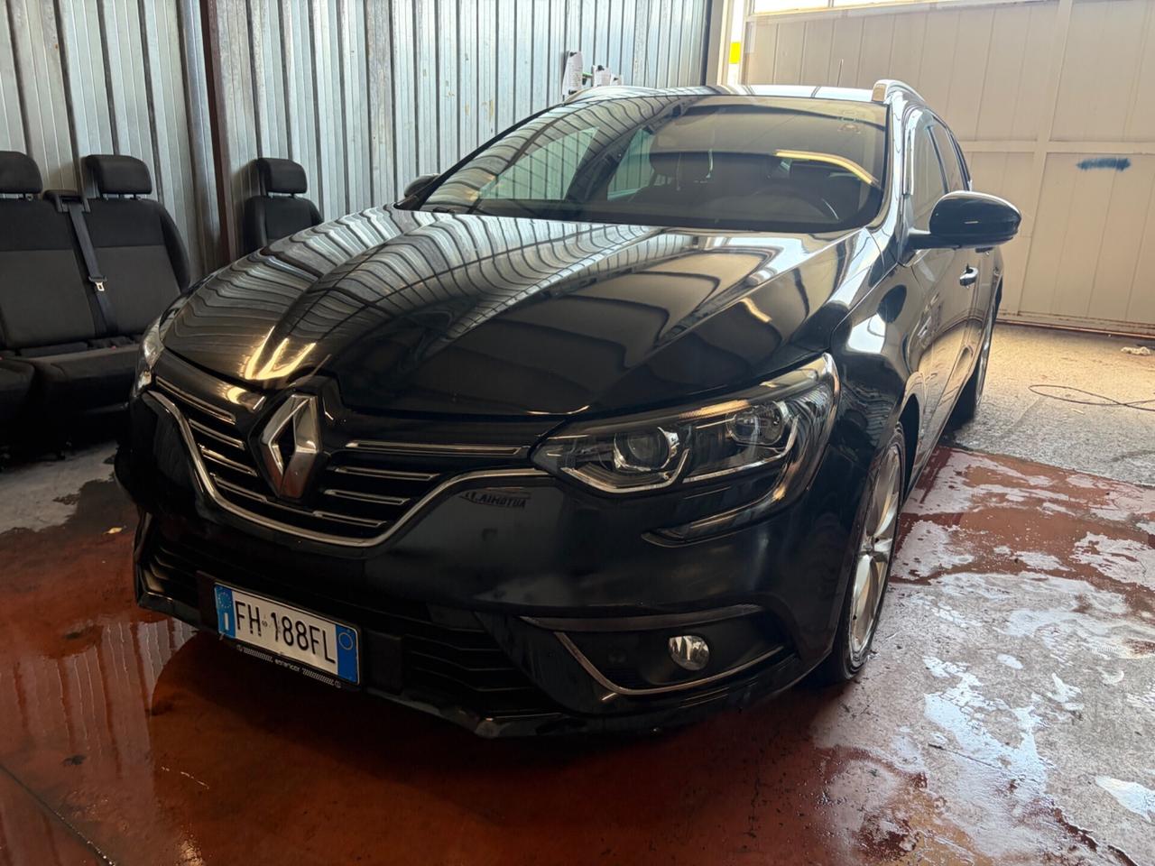 Renault Megane SPORT TOUR Energy KM VERI