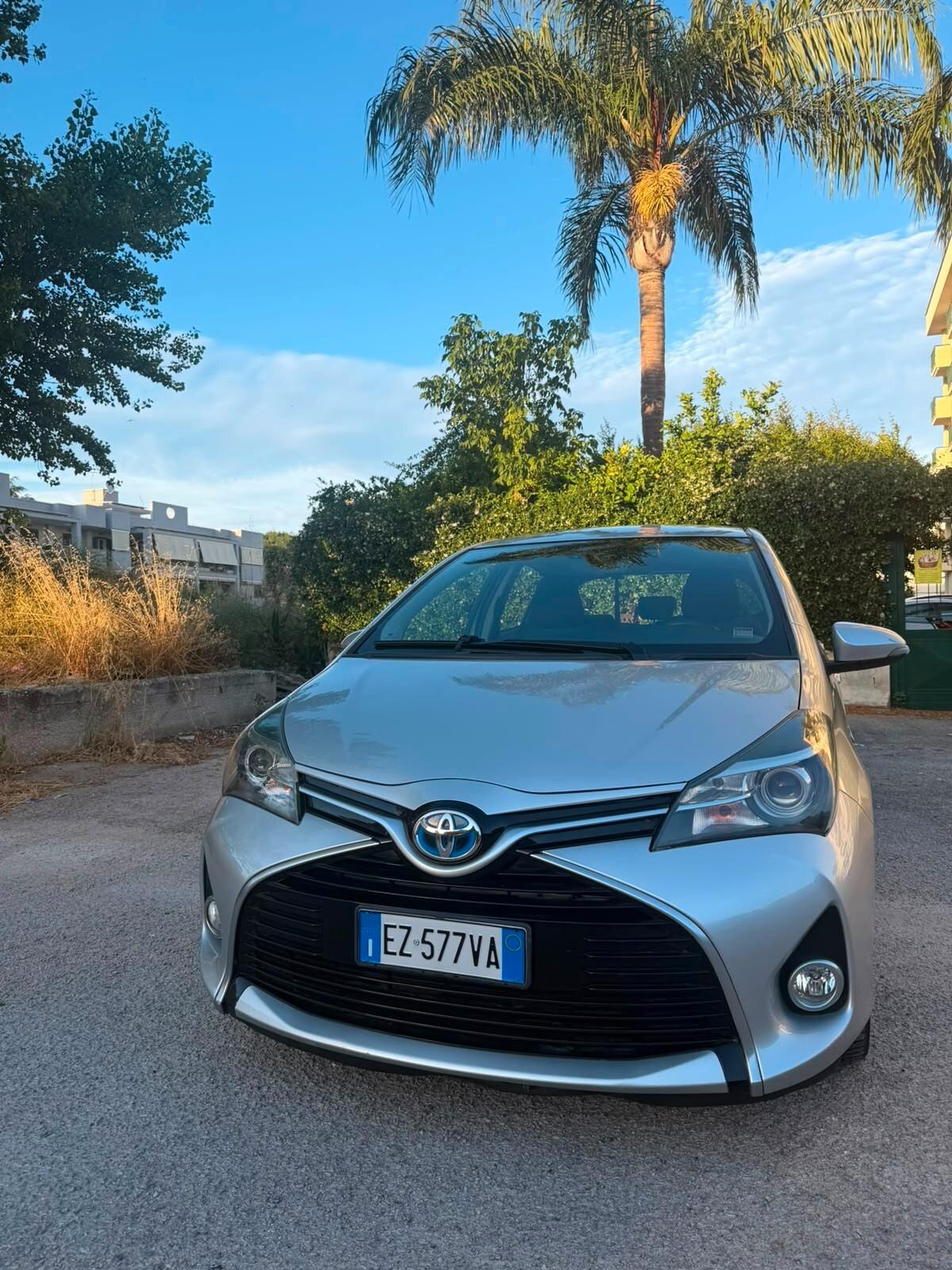 Toyota Yaris 1.5 Hybrid 5 porte Active