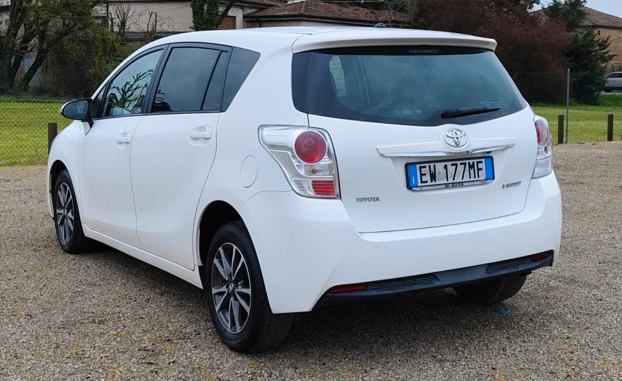 Toyota Verso 1.6 D-4D Style 7 posti