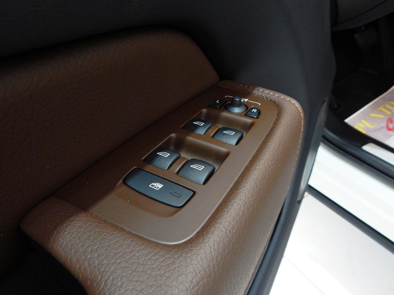 Volvo XC60 2.0 B4 Momentum Pro AWD Aut TETTO-NAVI-PELLE-KAMER