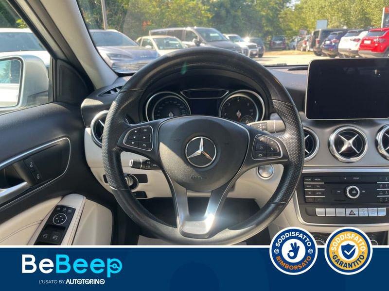 Mercedes-Benz GLA 200 D SPORT AUTO