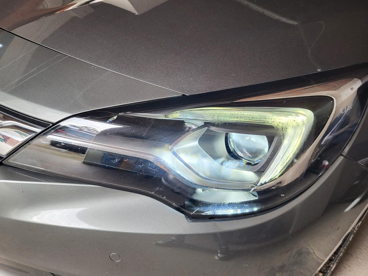 Opel Astra 1.6 CDTi 136CV Sports Tourer AUTOMATICA