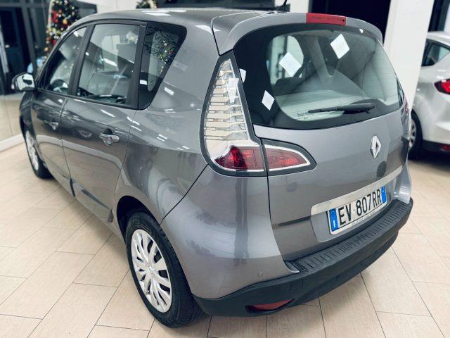 RENAULT Scenic X-MOD CROSS 1.5 dCi 110CV EDC