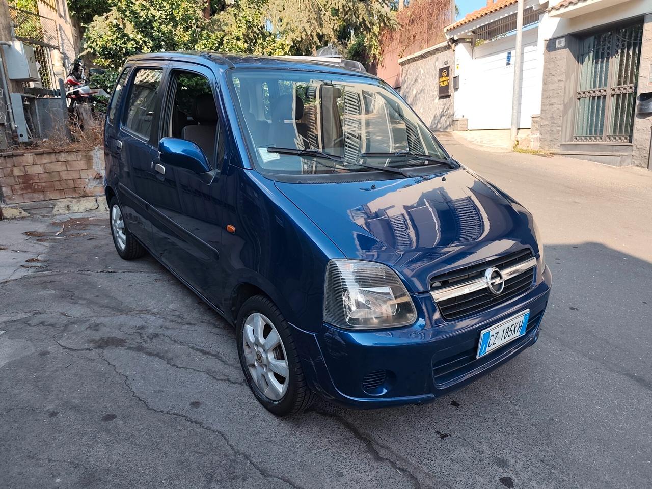 Opel Agila 1.2 benzina 92.000 km