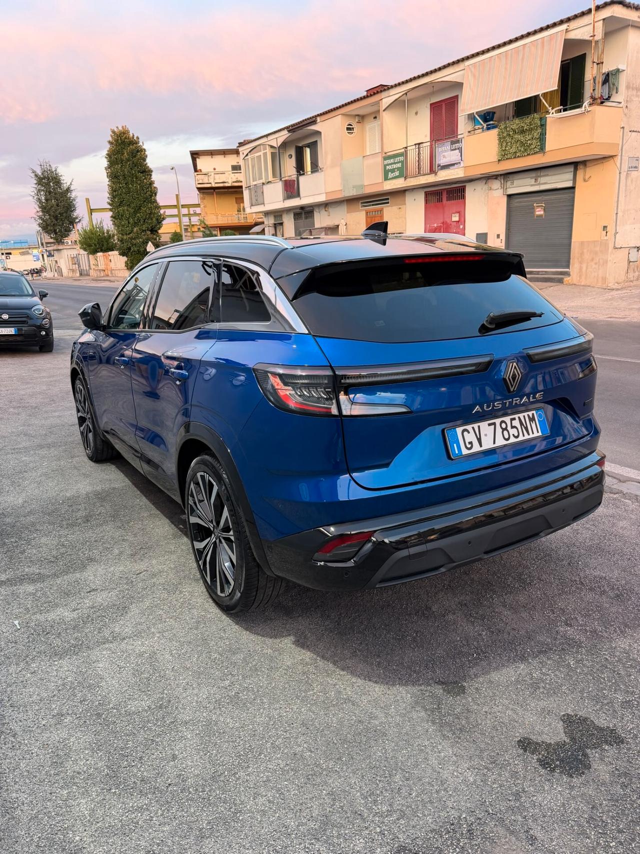 Renault Austral 2023 1.2 E-Tech full hybrid Iconic 200cv auto