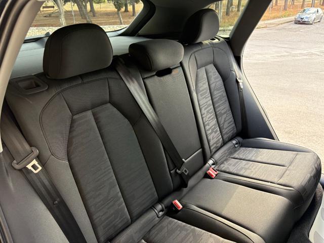 AUDI Q5 2.0 TDI mHEV+ S tronic quattro S line edition.